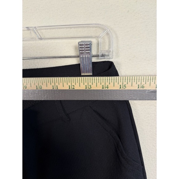 Antigua Golf Shorts, Women,Size 6, Black, Desert Dry Dry, Black, Cargo Pockets - Picture 2 of 15